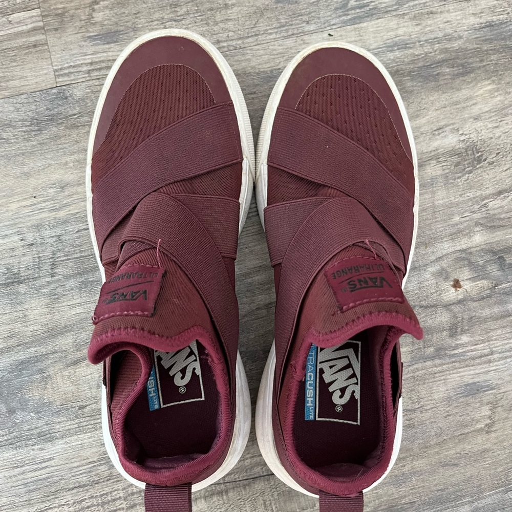 Vans exo slip on